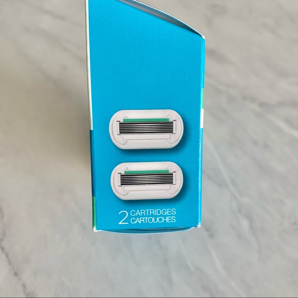 Gillette Venus Razor Blades - 2 Count Refills - Picture 3 of 3